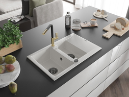 Mexen Gaspar гранитна кухненска мивка 1,5 камери с дренаж и кухненски смесител Flora, бял - 6507-20-670401-57-B